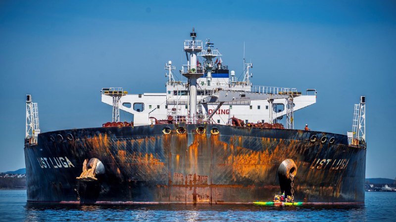 JUST IN - Three oil tankers carrying Russian Diesel are en route to the United States, Tanker Trackers say.@disclosetv