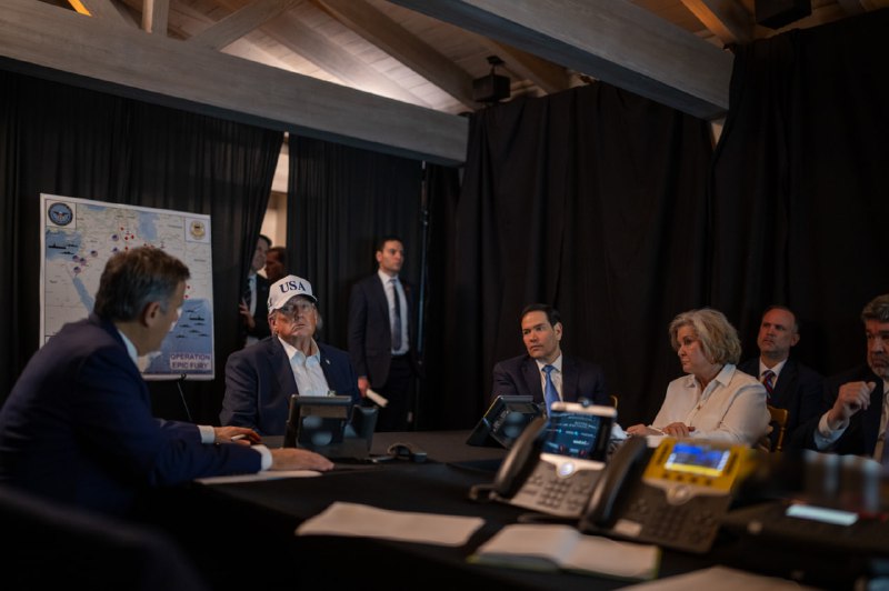 JUST IN - The White House posts the first images from inside the situation room with Trump and Vance monitoring Operation Epic Fury.@disclosetvJUST IN - The White House posts the first images from inside the situation room with Trump and Vance monitoring Operation Epic Fury.@disclosetv