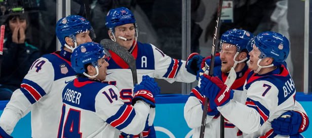JUST IN - USA wins gold, beating Canada 2-1 in men's Olympic ice hockey in overtime.The USA’s last gold in Olympic men’s ice hockey was in 1980. Read here: 
