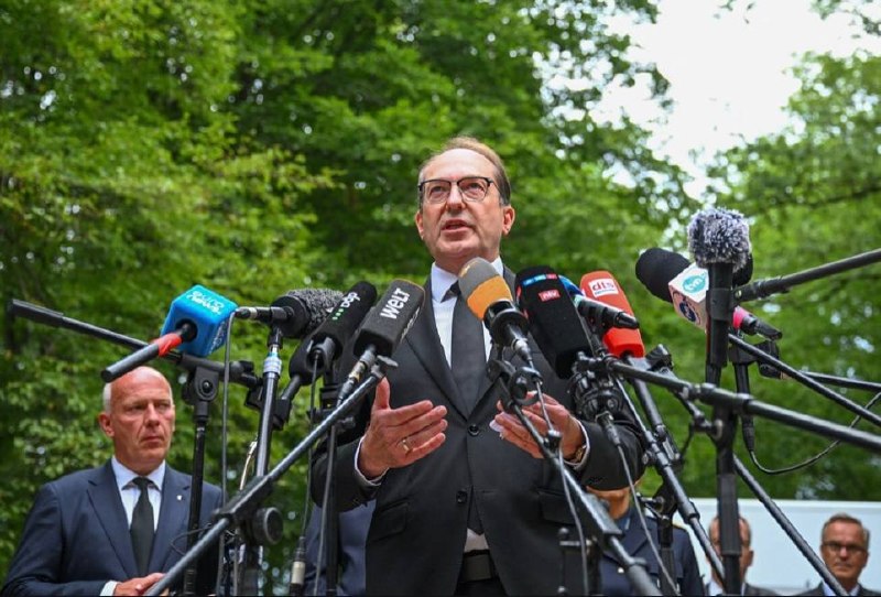 UPDATE - Germany's Interior Minister says 
