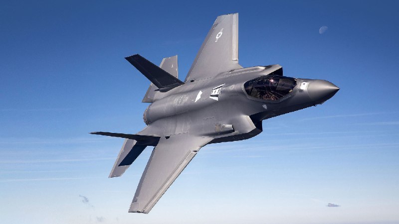 USAF officer, former F-35 Lightning II pilot arrested for training Chinese military pilots to fight the US