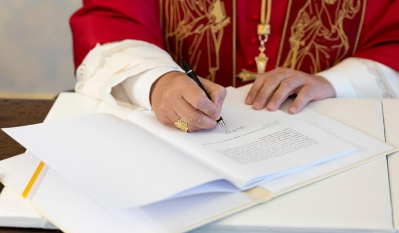 NEW - Pope LEO XIV apologizes for the church's role in slavery, in his encyclical letter, calling it a 
