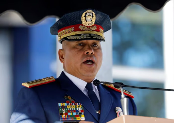 JUST IN - Gunshots reported inside the Phillipine Senate, as armed forces enter the building where Bato dela Rosa, took refuge, after ICC issued a warrant for his arrest on suspicion of 