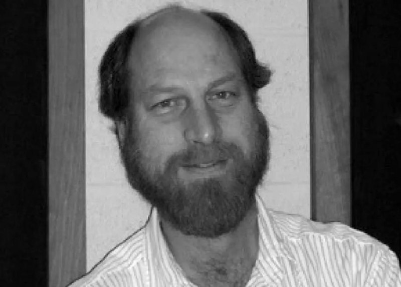 NEW - Carl Grillmair, Caltech astrophysicist and research scientist (NASA principal investigator on Hubble and Spitzer Space Telescopes), shot and killed at his home in California. At the time of his death, he was researching comets and asteroids hazardous to Earth.Read here: 