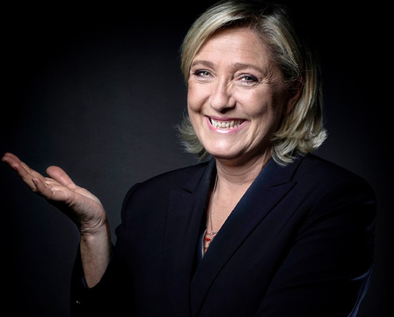 JUST IN - Nearly half of Muslims living in France would consider leaving the country if Le Pen wins the election, according to an Ifop survey for the magazine Marianne.@disclosetv