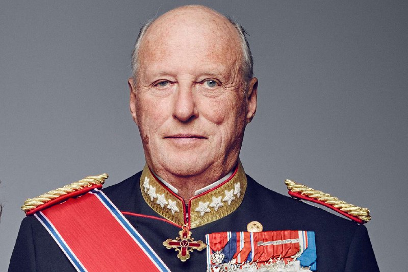 Norway's King Harald admitted to a hospital on the Spanish island of Tenerife