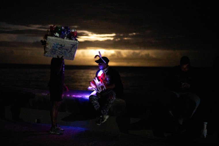 Island-wide blackout hits Cuba as its fuel reserve dwindles