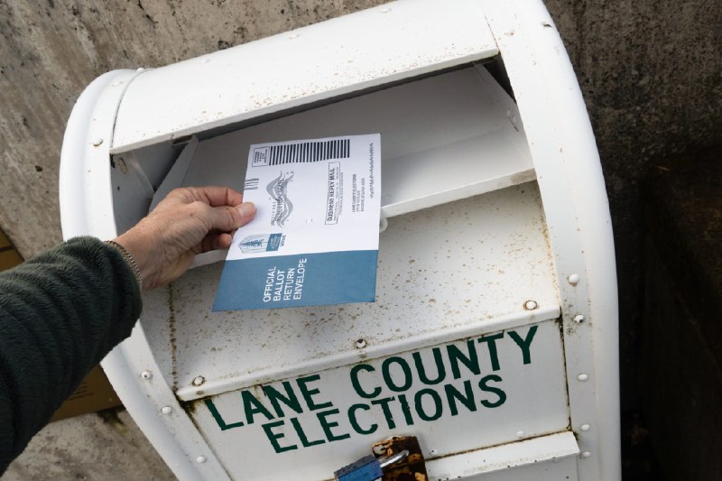 Supreme Court allows states to count mail-in ballots that arrive late
